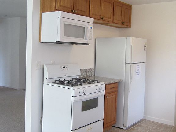 4th image of 647 San Vicente Way