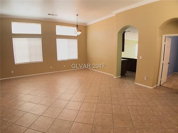 4th image of 3832 Van Ness Ave #0