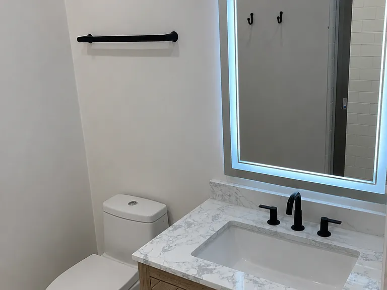 72 Wellings Pl #1 — Photo 2