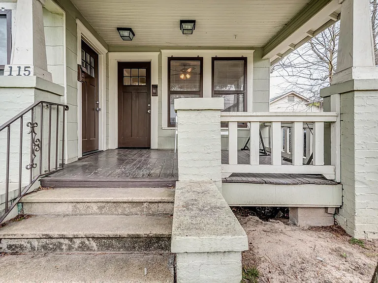 115 Goldenrod St #A — Photo 9