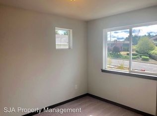 1504 S Puget Dr #B, Renton, WA 98055