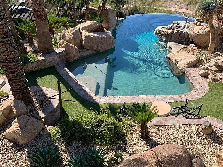 N Arizona Biltmore Cir — Photo 29
