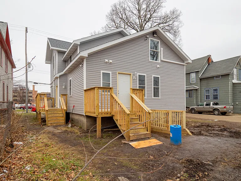 437 W Cedar St #C — Photo 5