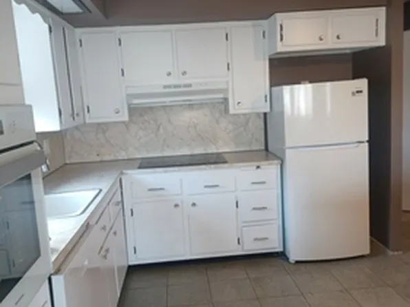 158-00 95th St #2, Howard Beach, NY 11414