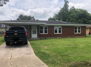 105 Auburn Dr, Carencro, LA 70520