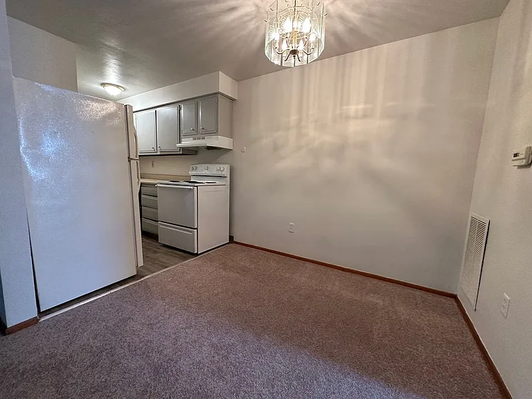511 Freeport Rd — Photo 19