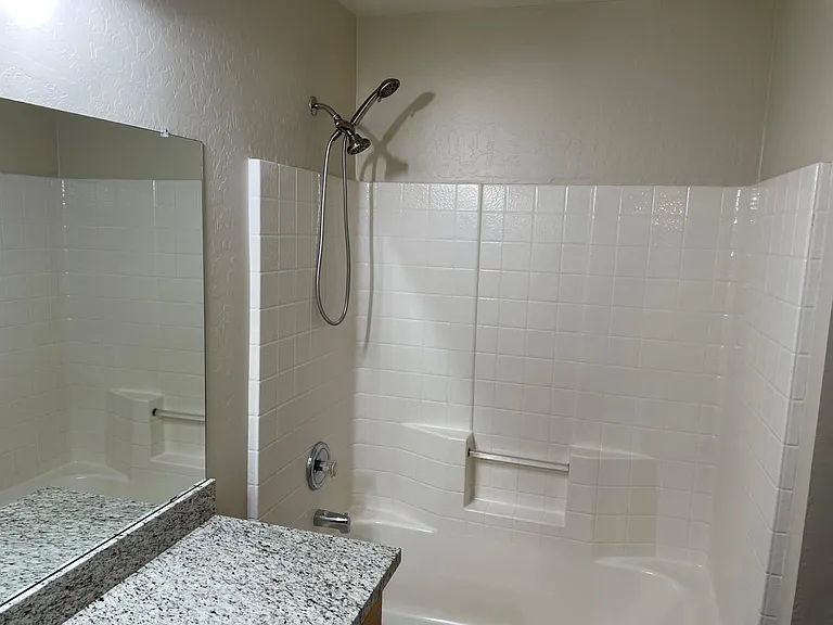 8744 W Lone Cactus Dr — Photo 6