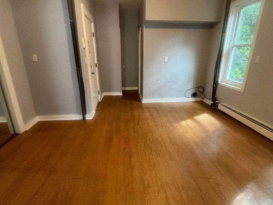 2nd image of 94 N 3rd St APT 2