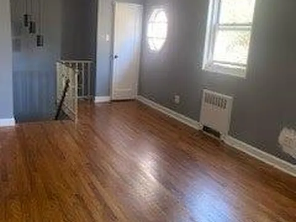 131-40 234th Street #2, Rosedale, NY 11422