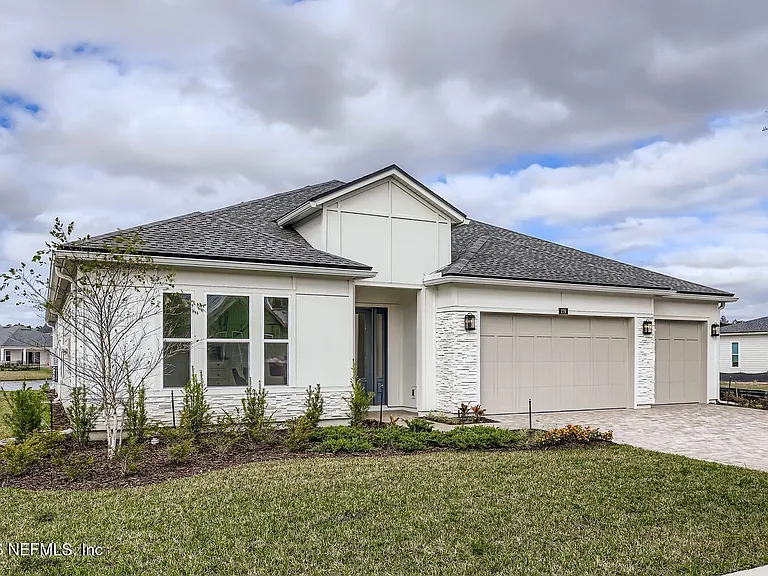 279 Bismarck Palm Rd — Photo 3