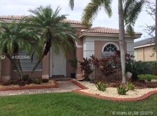 920 NW 168th Ave, Pembroke Pines, FL 33028