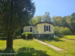233 Aspen Rd, Stroudsburg, PA 18360