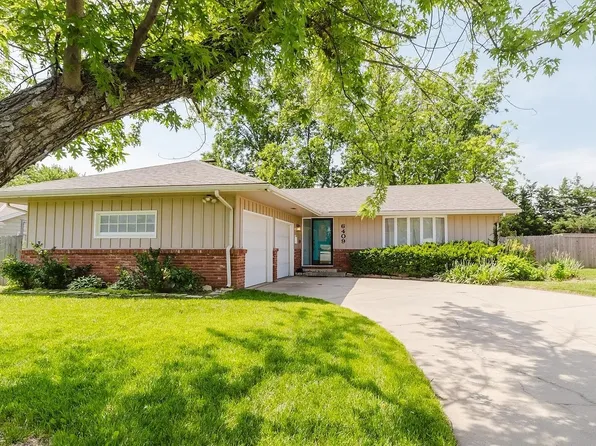 6409 E Farmview Ln, Wichita, KS 67206