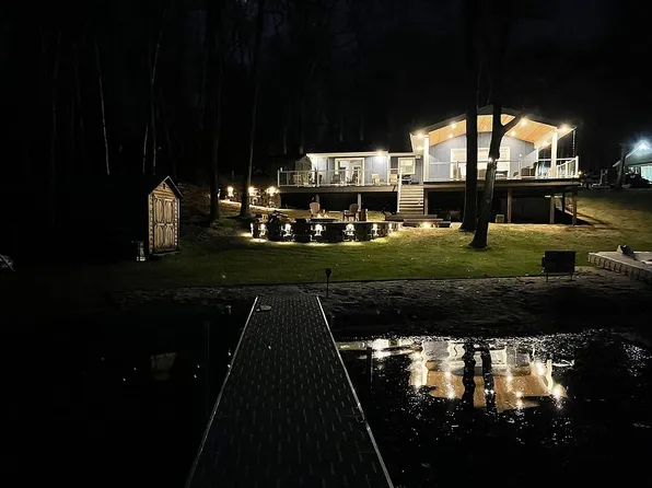 10830 Marywood Dr, Stanwood, MI 49346