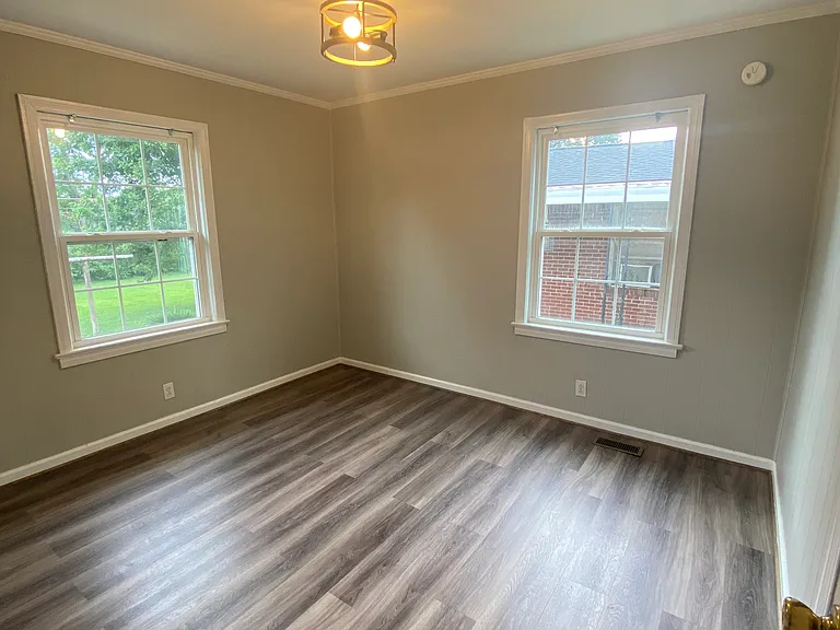 309 W Hite St — Photo 19