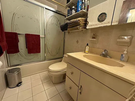 Rented by NY Space Finders Inc. | media 10