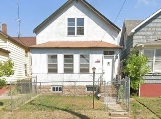 305 Fayal Rd, Eveleth, MN 55734