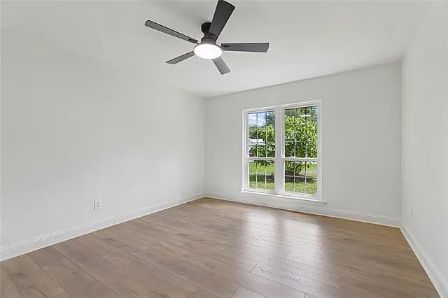 4 bed, 2.5 bath, 2375 sqft, $2,550 — Photo 3