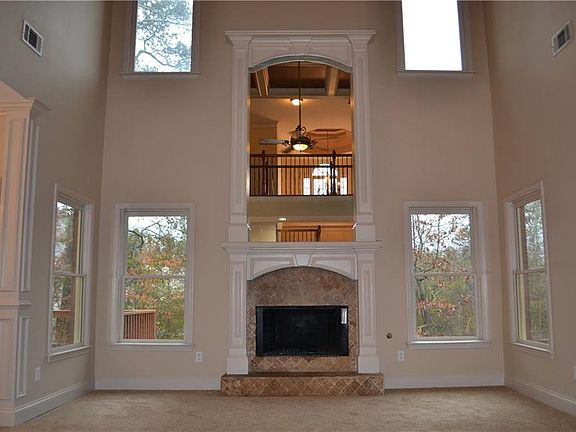 4th image of 4627 Mossey Dr