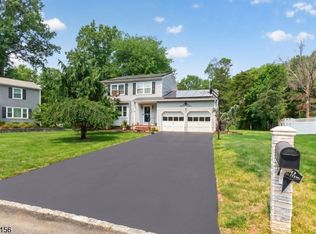 238 Sutphin Ln, Hillsborough, NJ 08844