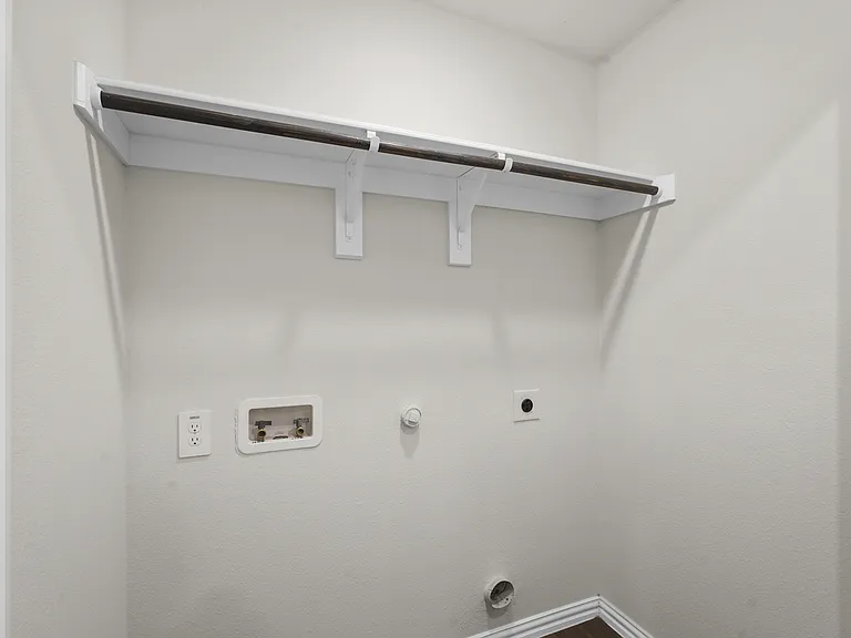 2208 Sayle St — Photo 18