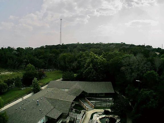 5th image of 120 La Hacienda Way