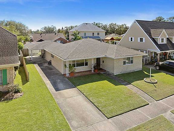 2nd image of 2326 Leon C Simon Dr