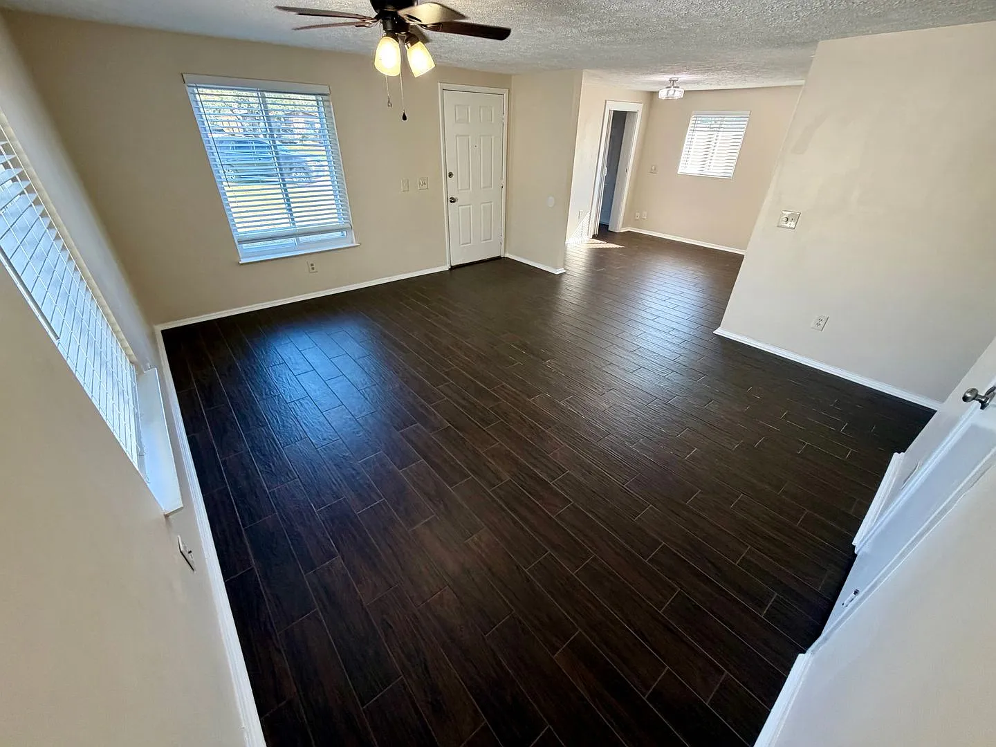 3 Bedrooms | 2 Bathrooms | 1,184 Sq. Ft. | $1,700/Month — Photo 3
