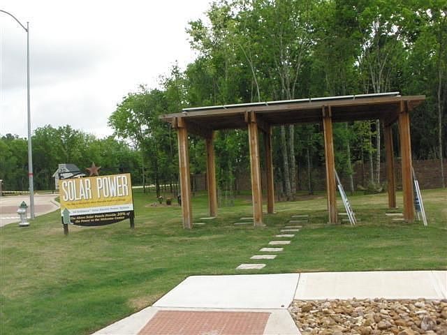 2nd image of 5615 Waters Landing Ln
