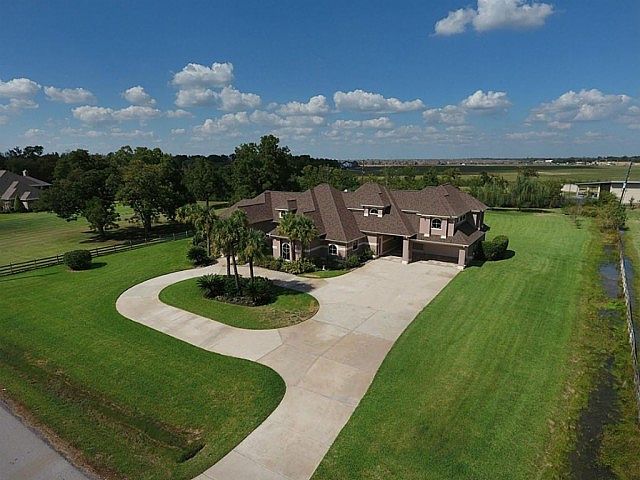 1st image of 4919 Shiloh Lake Dr