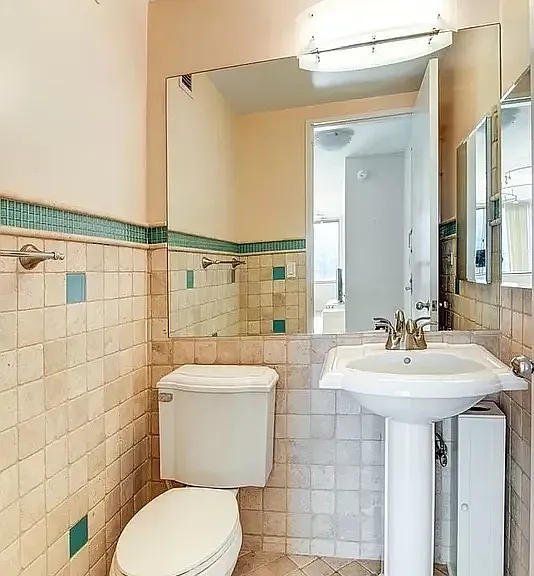236 E 47th St #15F — Photo 6
