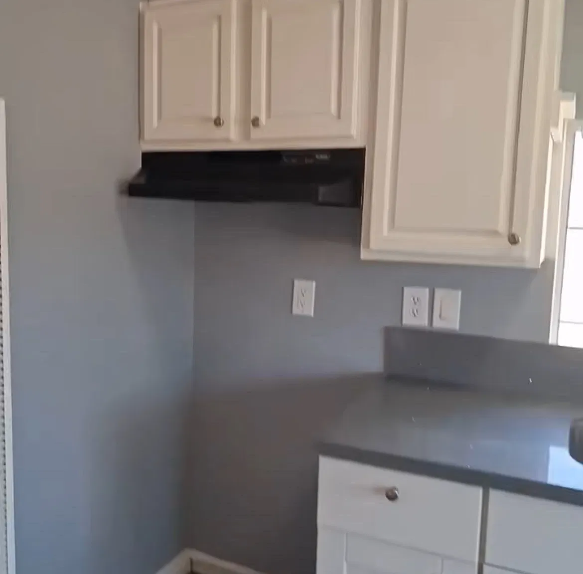 561 W Williams St — Photo 3