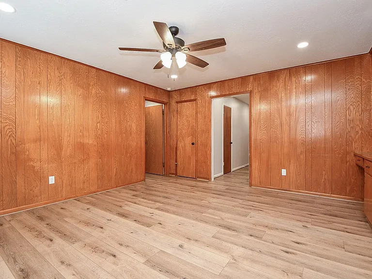 2303 Willow Blvd — Photo 9