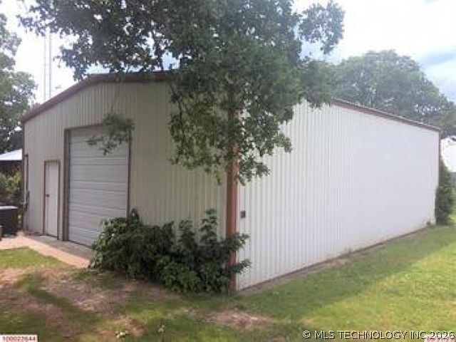 2nd image of 6926 Tribble Rd