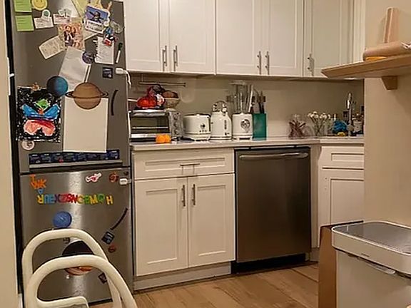 5th image of 24 W 76th St APT 3F