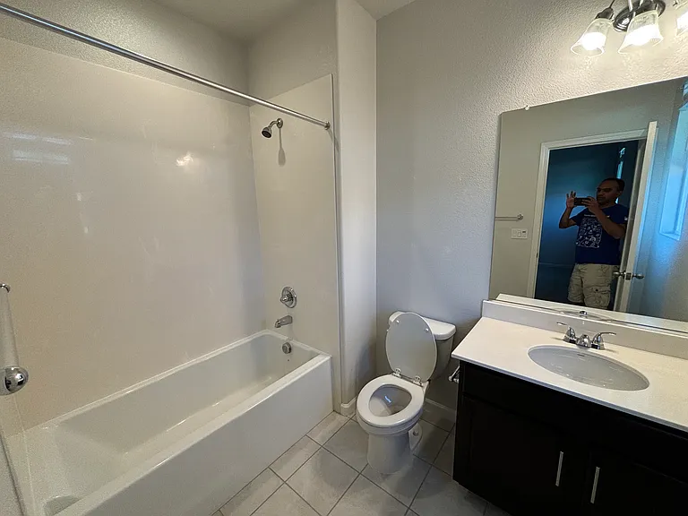 679 W Crocker Ln — Photo 20