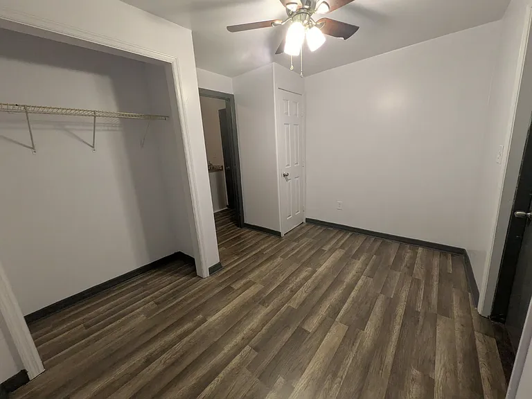 1507 Avenue I #B — Photo 13