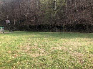 10712 Bent Branch Rd, Pikeville, KY 41501