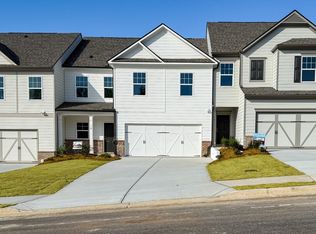 18 Umber Ln, Newnan, GA 30263
