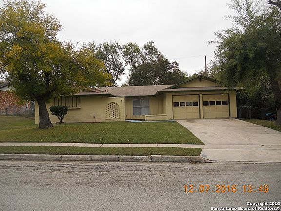 2nd image of 310 Whitecliff Dr