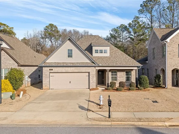 1605 Overhill Ct, Auburn, AL 36830