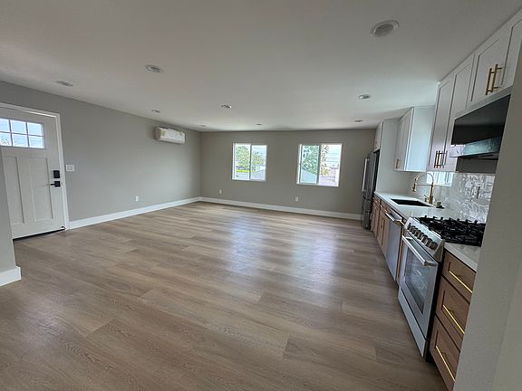 2nd image of 3528 W 139th St #C