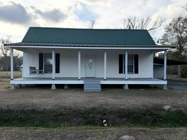 313 N 6th St, Kinder, LA 70648