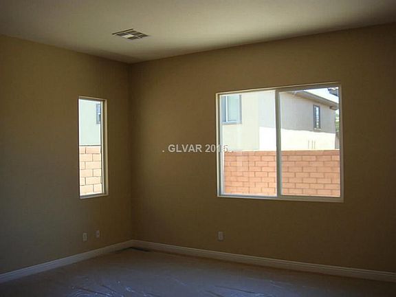 4th image of 10284 Rainy Breeze St