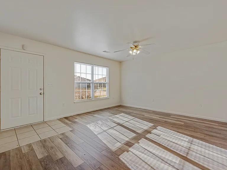 1201 Ensign Dr — Photo 19