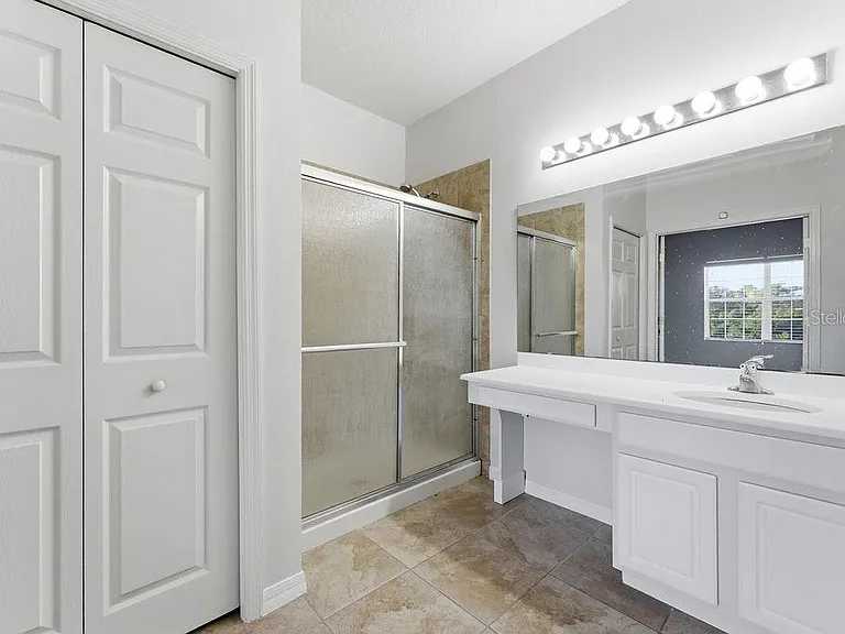 2795 Oakwater Dr — Photo 22