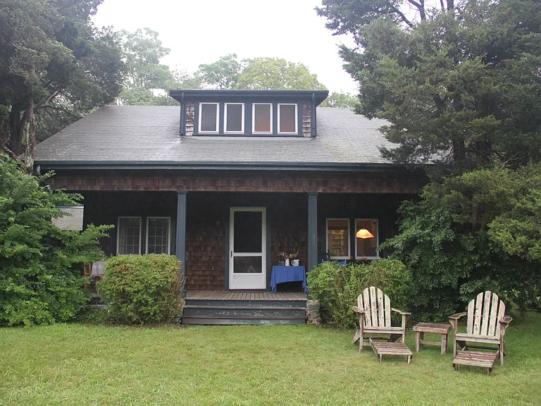 1715 Main Rd — Photo 1