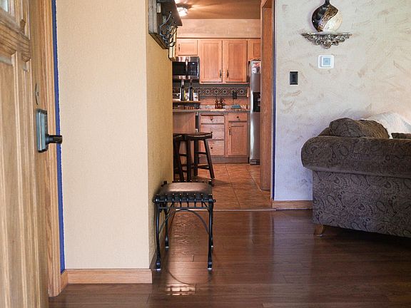 4th image of 1812 Norway Ln