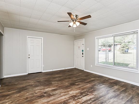 5th image of 9446 Minerva Ave