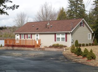 529 Phinney Farm Rd, Lincoln, ME 04457